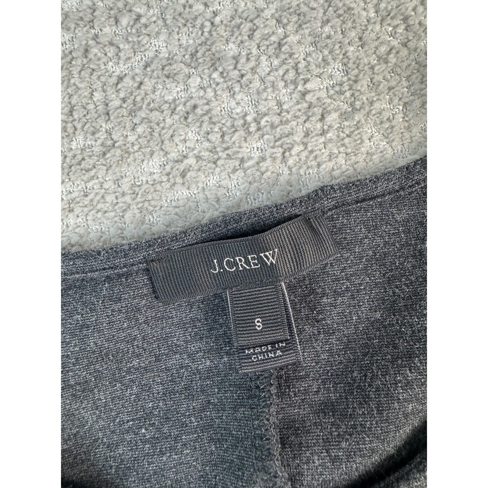 J.Crew Shirt Womens Small Gray Peplum Short Sleeve Asymmetrical Ruffle Hem Top - Picture 2 of 7